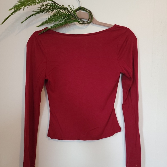 Long Sleeve Cropped Blouse - Picture 3 of 3